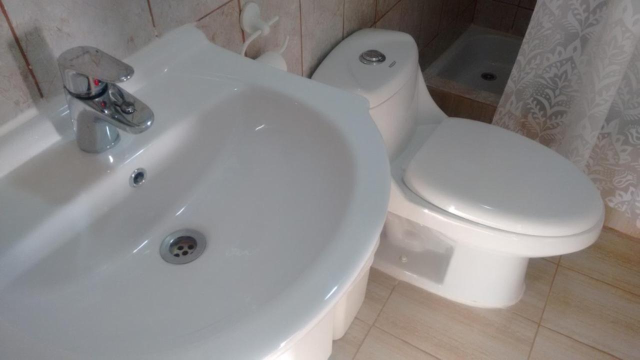 Hostal Miramar 瓦尔帕莱索 外观 照片